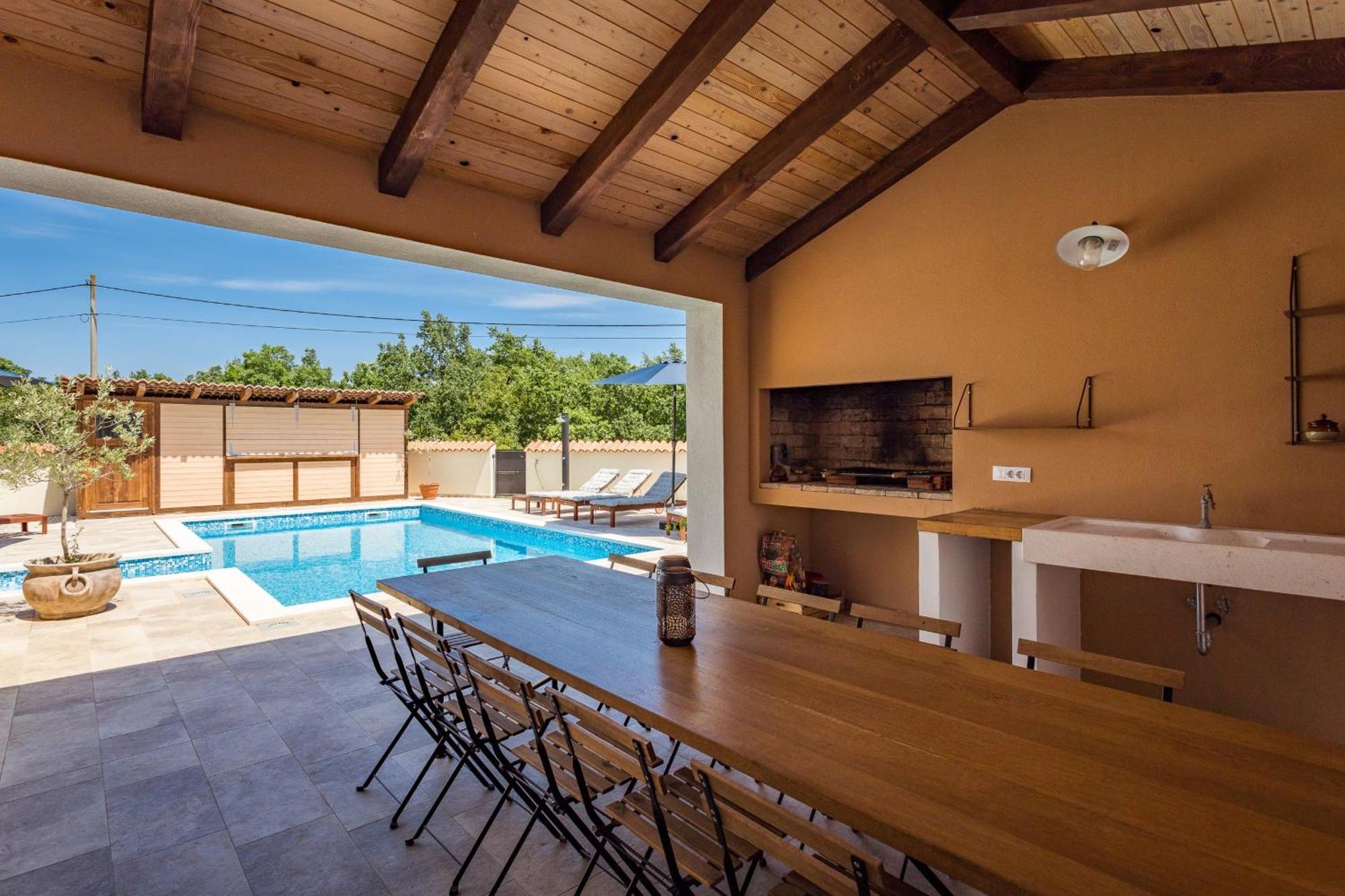 Villa Cirka In Central Istria For 14 Persons With Pool Heating & Pool Table Светвинченат Экстерьер фото